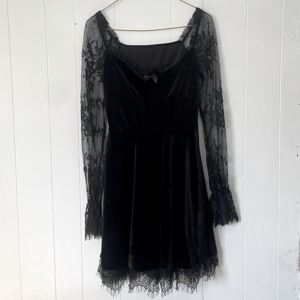 Vintage Gothic Lace Dress